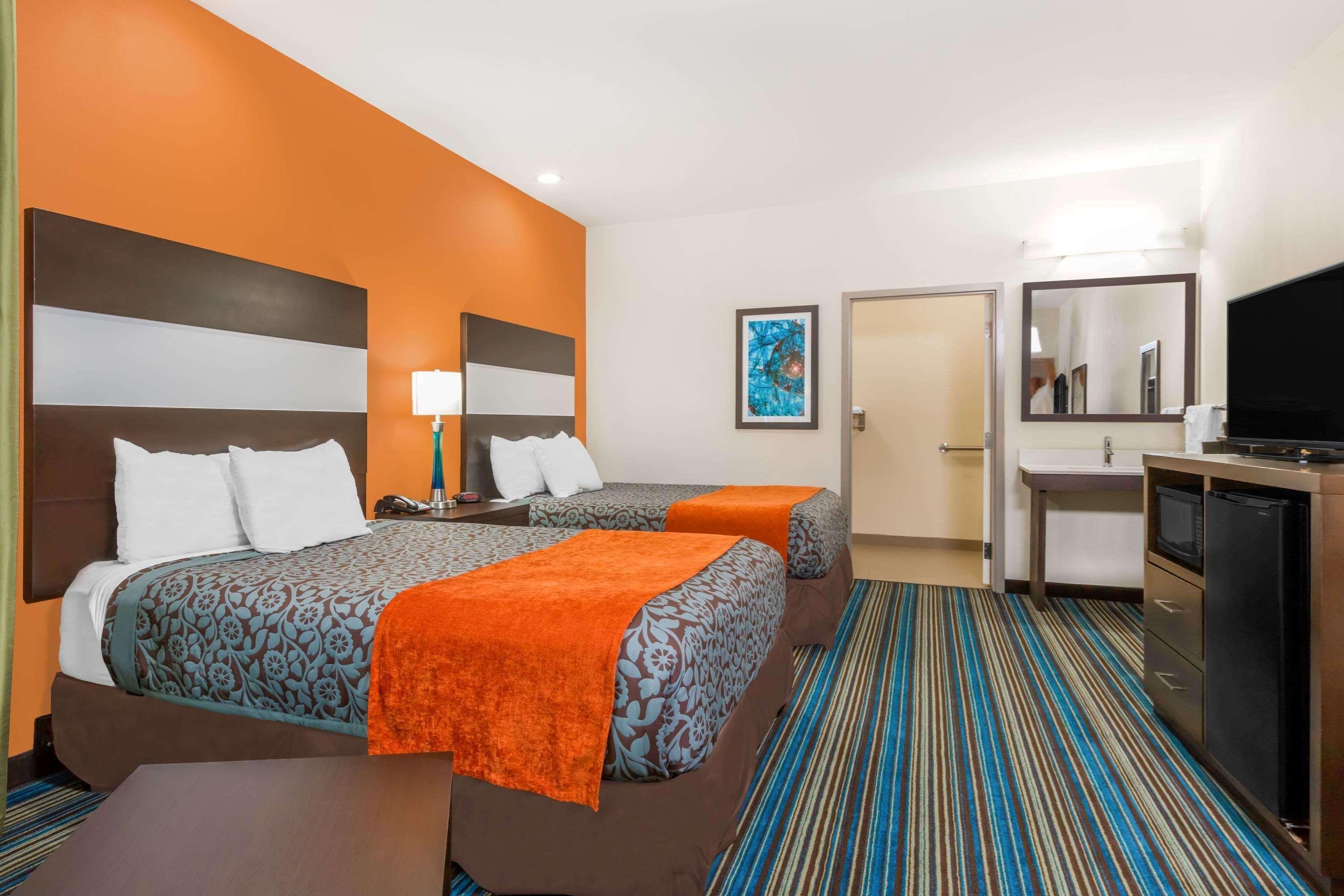 Days Inn & Suites By Wyndham Katy Exteriér fotografie